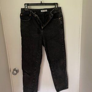 Black mom jeans